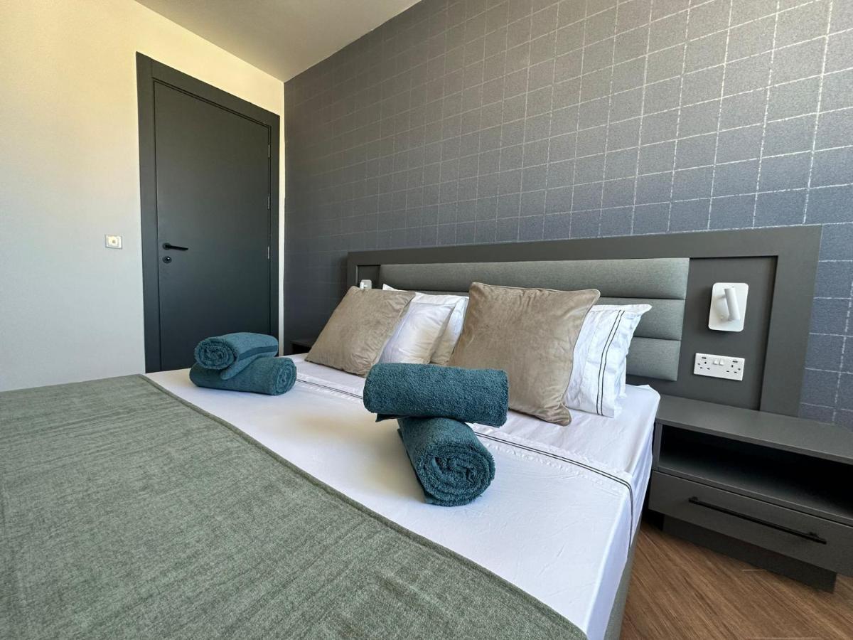 Korzo Suites Msida Luxury Penthouse With Pool מראה חיצוני תמונה