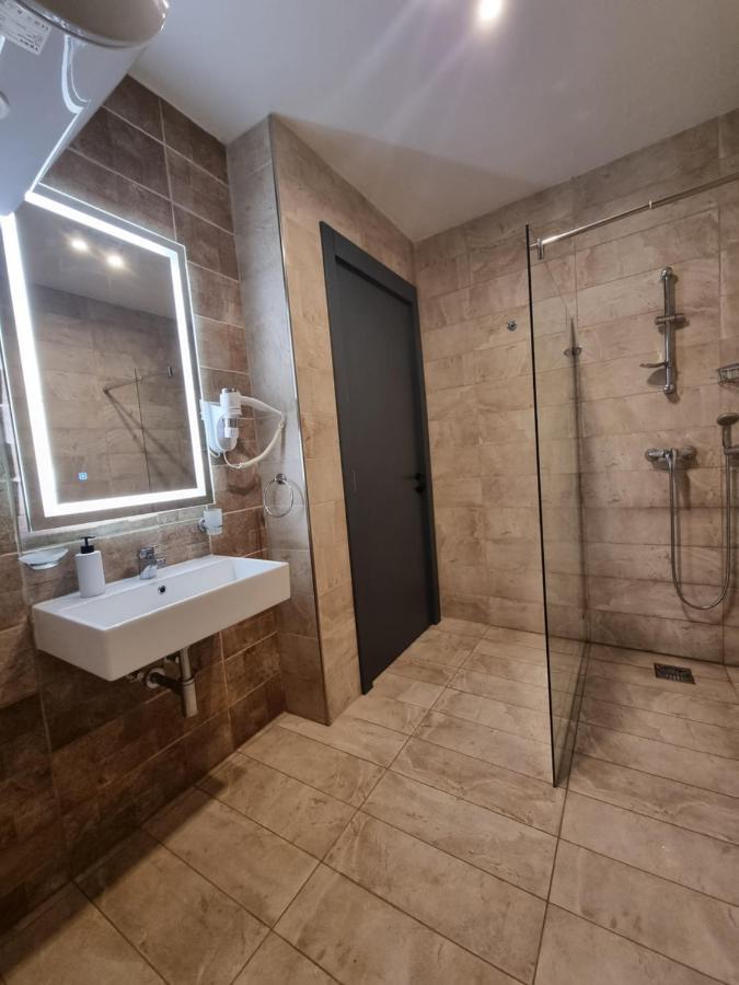 Korzo Suites Msida Luxury Penthouse With Pool מראה חיצוני תמונה