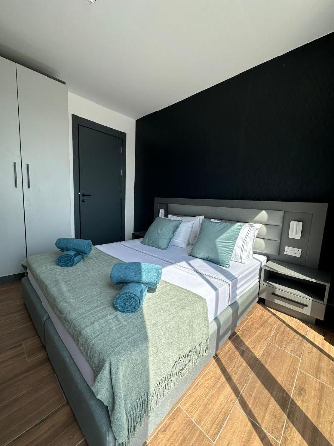 Korzo Suites Msida Luxury Penthouse With Pool מראה חיצוני תמונה
